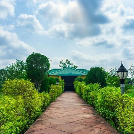 Tusk And Roar Corbett Resort Dhela المظهر الخارجي الصورة